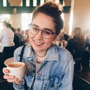 Meet your Posher, Abigail